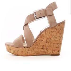 MICHAEL Michael Kors Giovanna wedge size 7 1/2